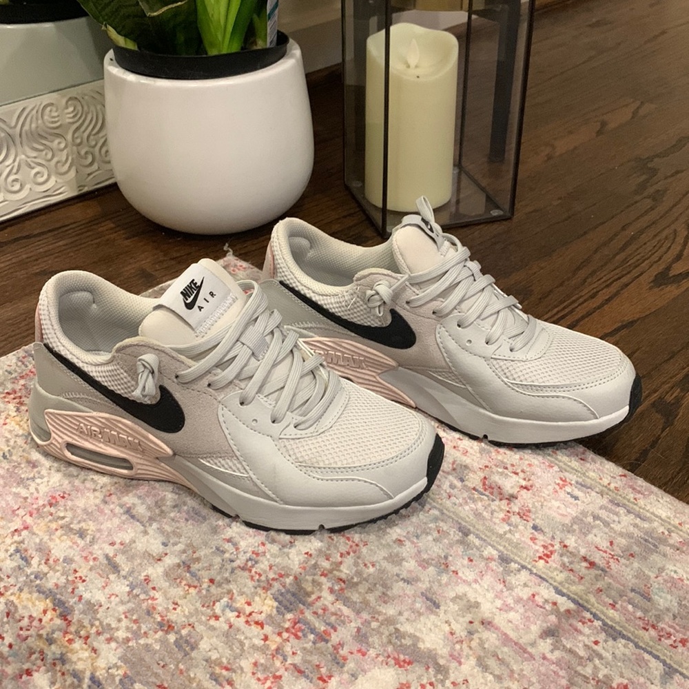 Women’s Nike Air Max